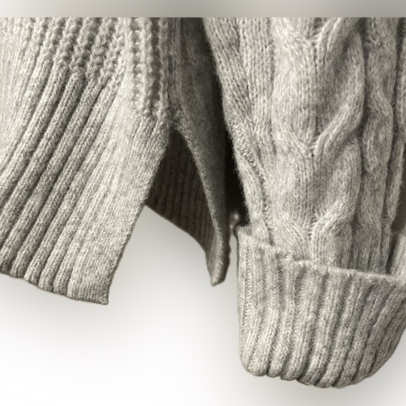 WITTY FOX Heather Gray Turtleneck Cuffed Sleeve Split Waist Wool Blend Sweater - Picture 5 of 8